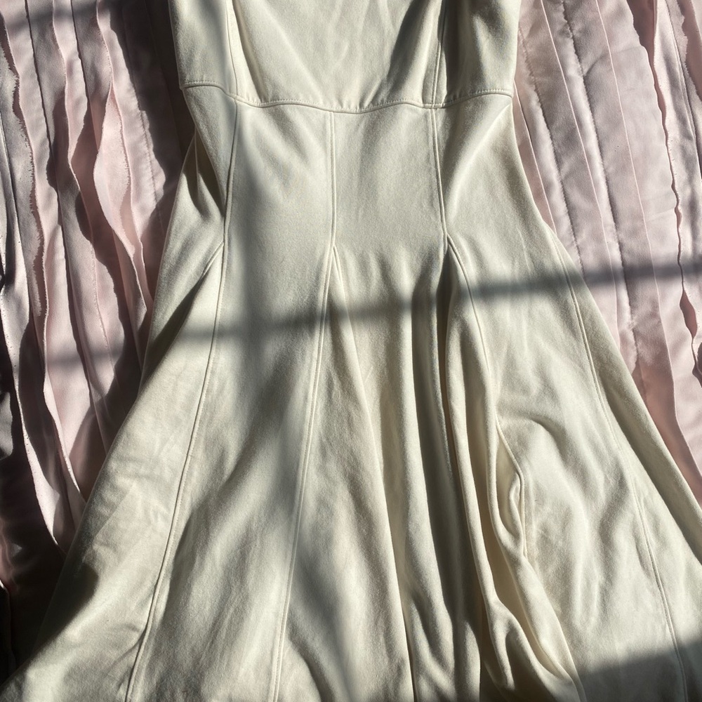 Elegant Cream Sleeveless Dress